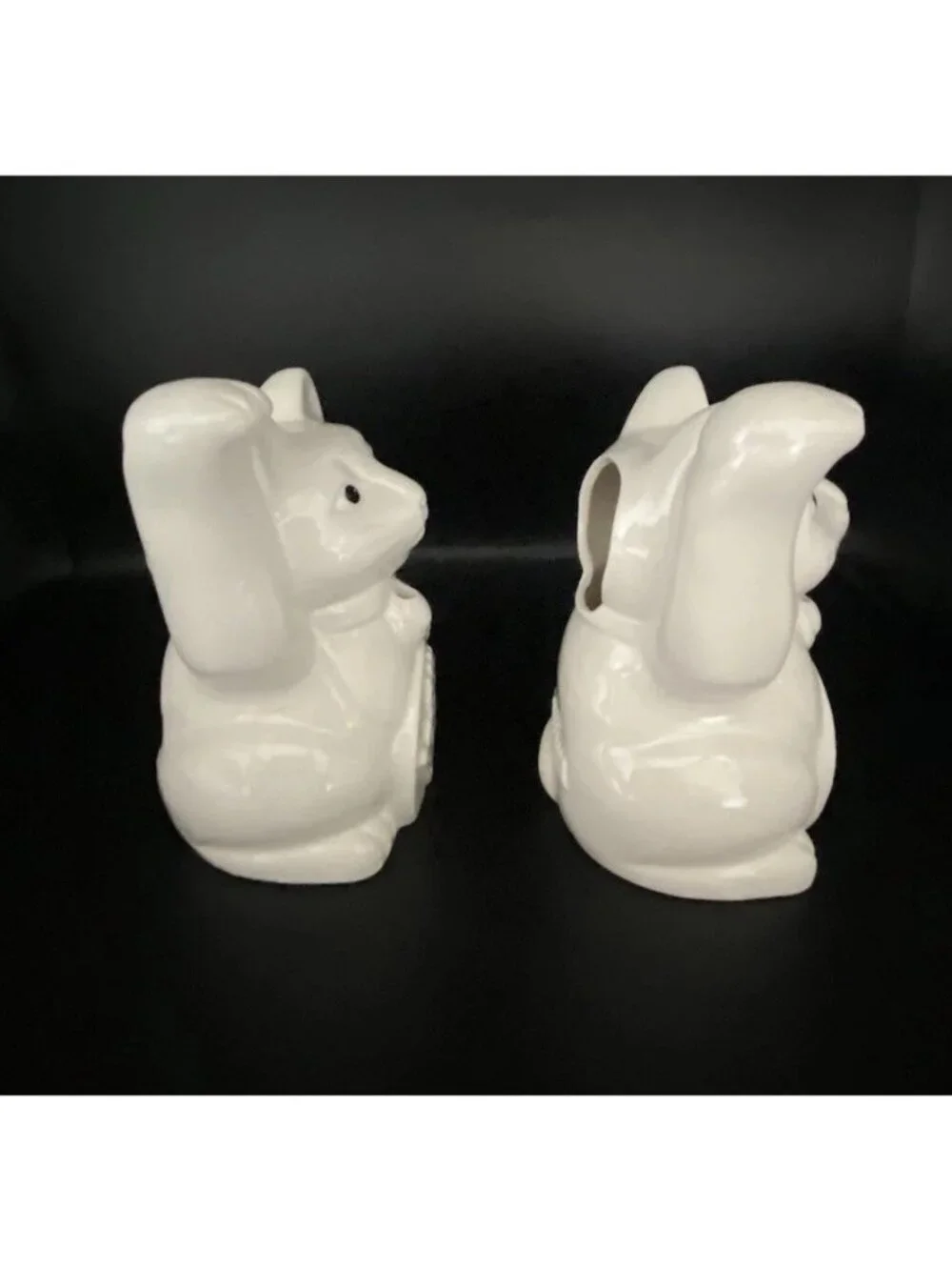Benihana Maneki Neko Lucky Cat White Tiki Mugs Right Paw Raised Lot of 2